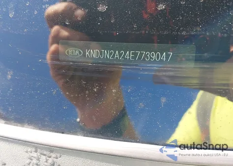 2014 Kia Soul z USA, uszkodzony, nr VIN KNDJN2A24E7739047